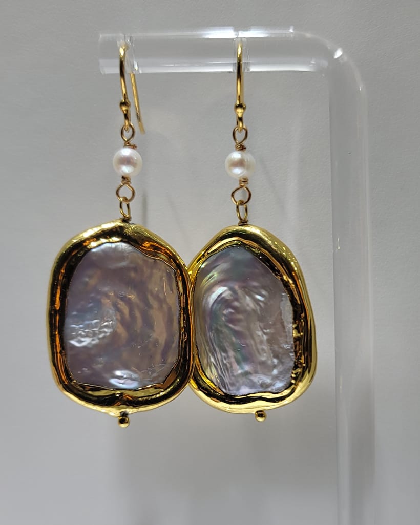 BAROQUE PEARL STUD EARING