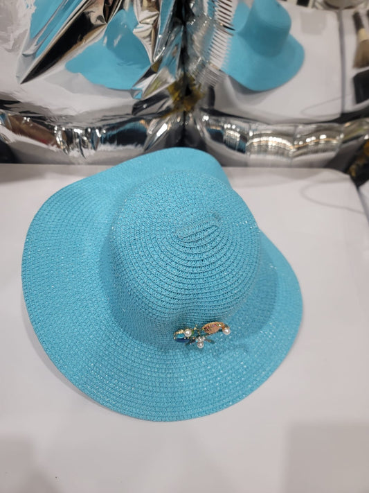 OCEAN BLUE HAT WITH BROOCHE