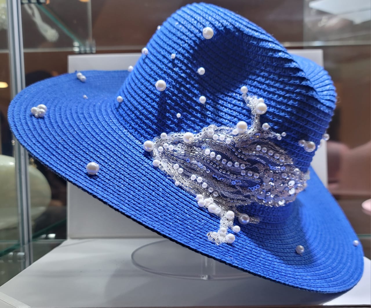 BLUE HAT WITH PEARLS