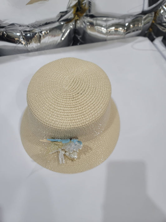 OFF WHITE BROOCHE HAT