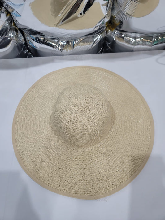 BASIC BEIGE STRAW HAT