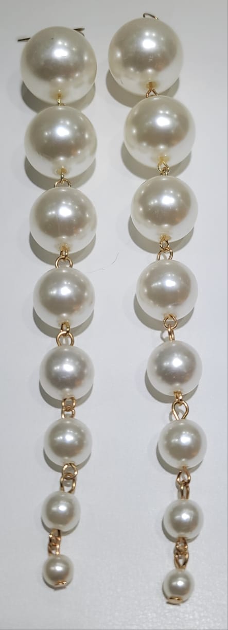 LONG PEARL DANGLE EARING