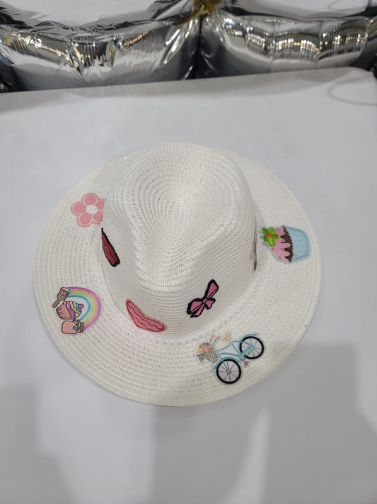 WHITE CUPCAKE HAT