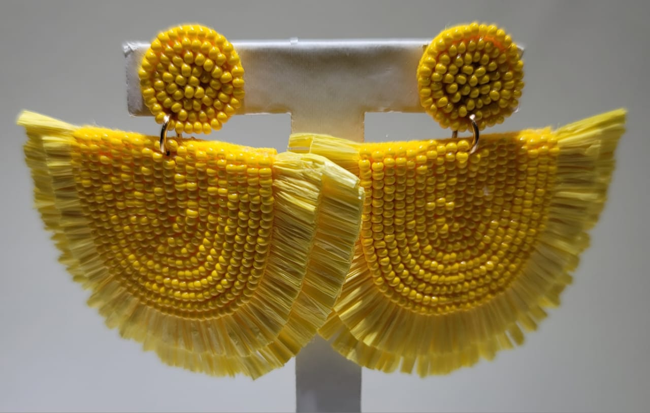 YELLOW FRINGE BEADED EARING