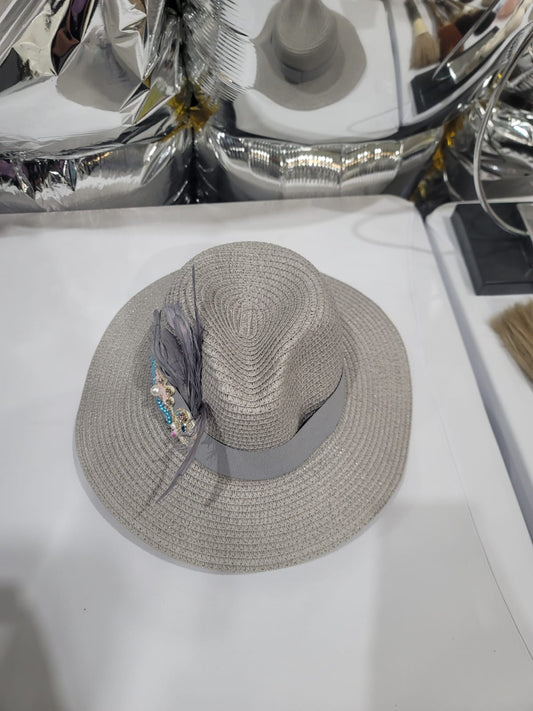 GREY FEATHER HAT