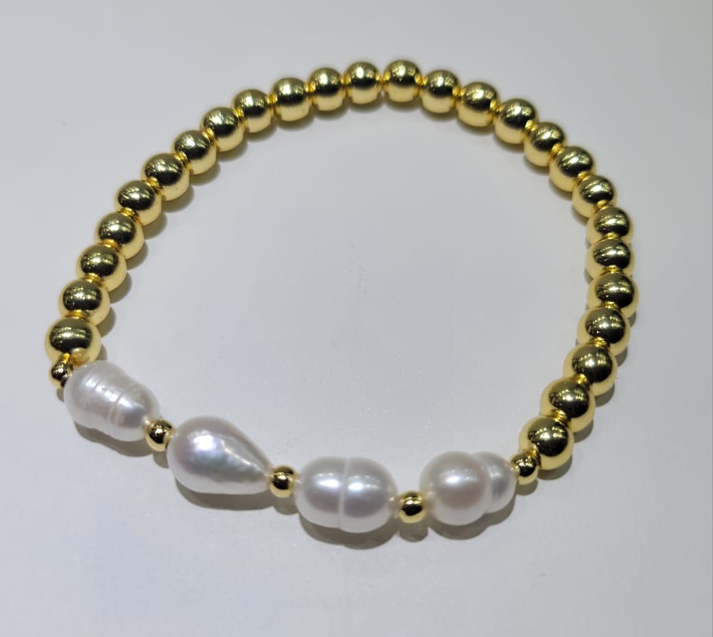 GOLDEN BEADS PEARL BRACELET