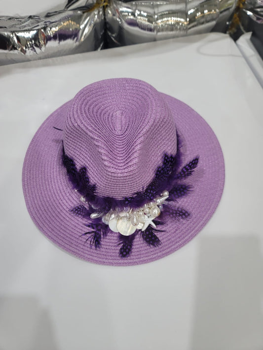 BRIM EMBROIDED LAVENDER STRAW HAT